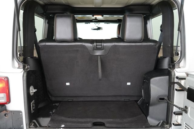 Used 2011 Jeep Wrangler Sahara w/ Dual Top Group image 34