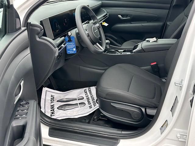 New 2026 Hyundai Tucson SE image 6