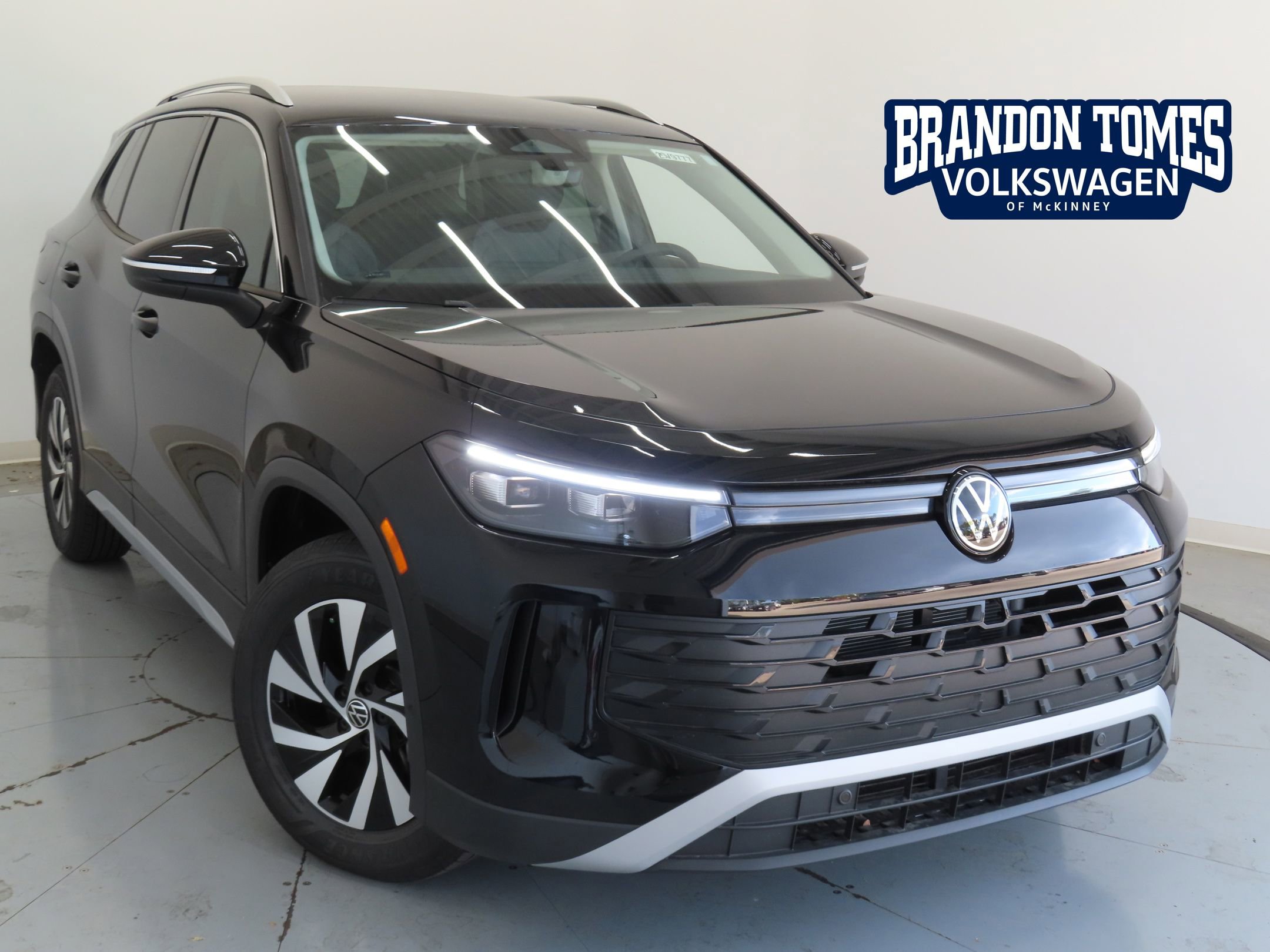 New 2025 Volkswagen Tiguan S