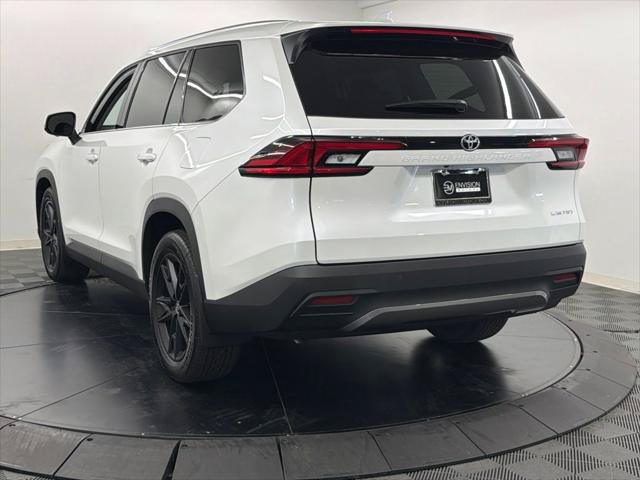 Certified 2026 Toyota Grand Highlander FWD image 12