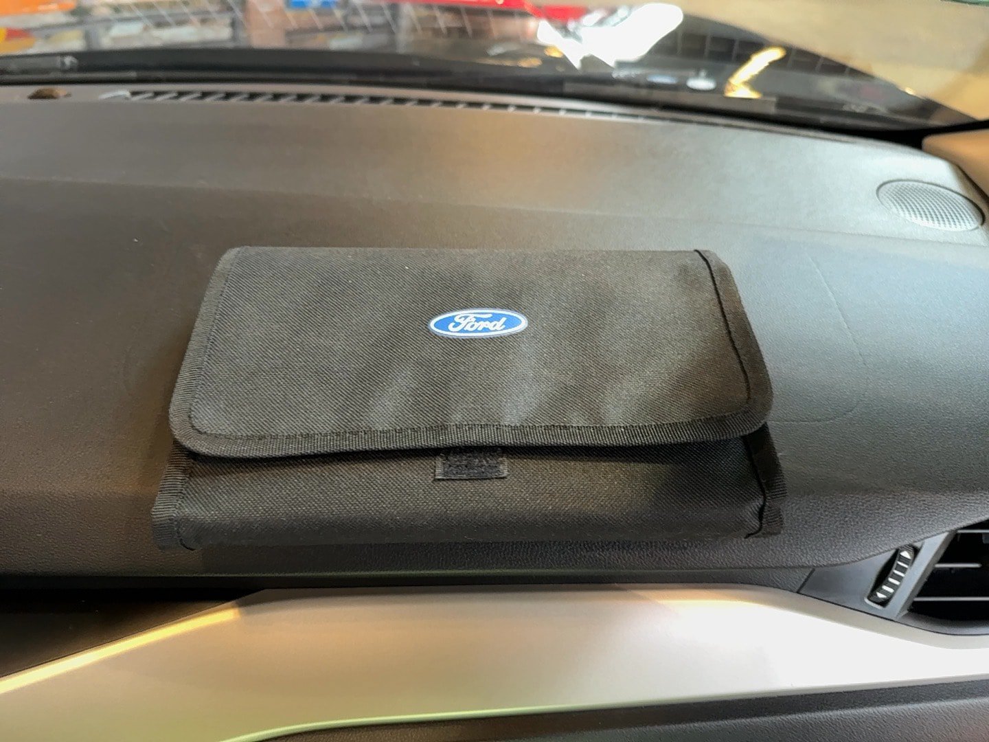 Used 2020 Ford Escape SE FWD image 88