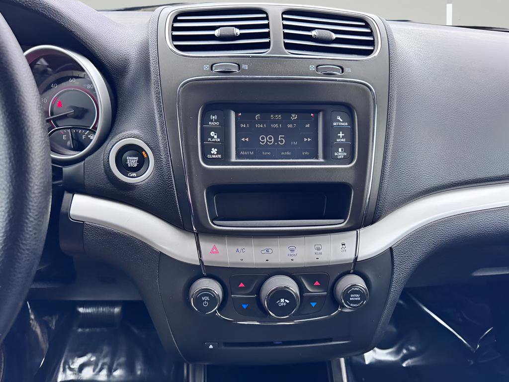 Used 2017 Dodge Journey SE image 18