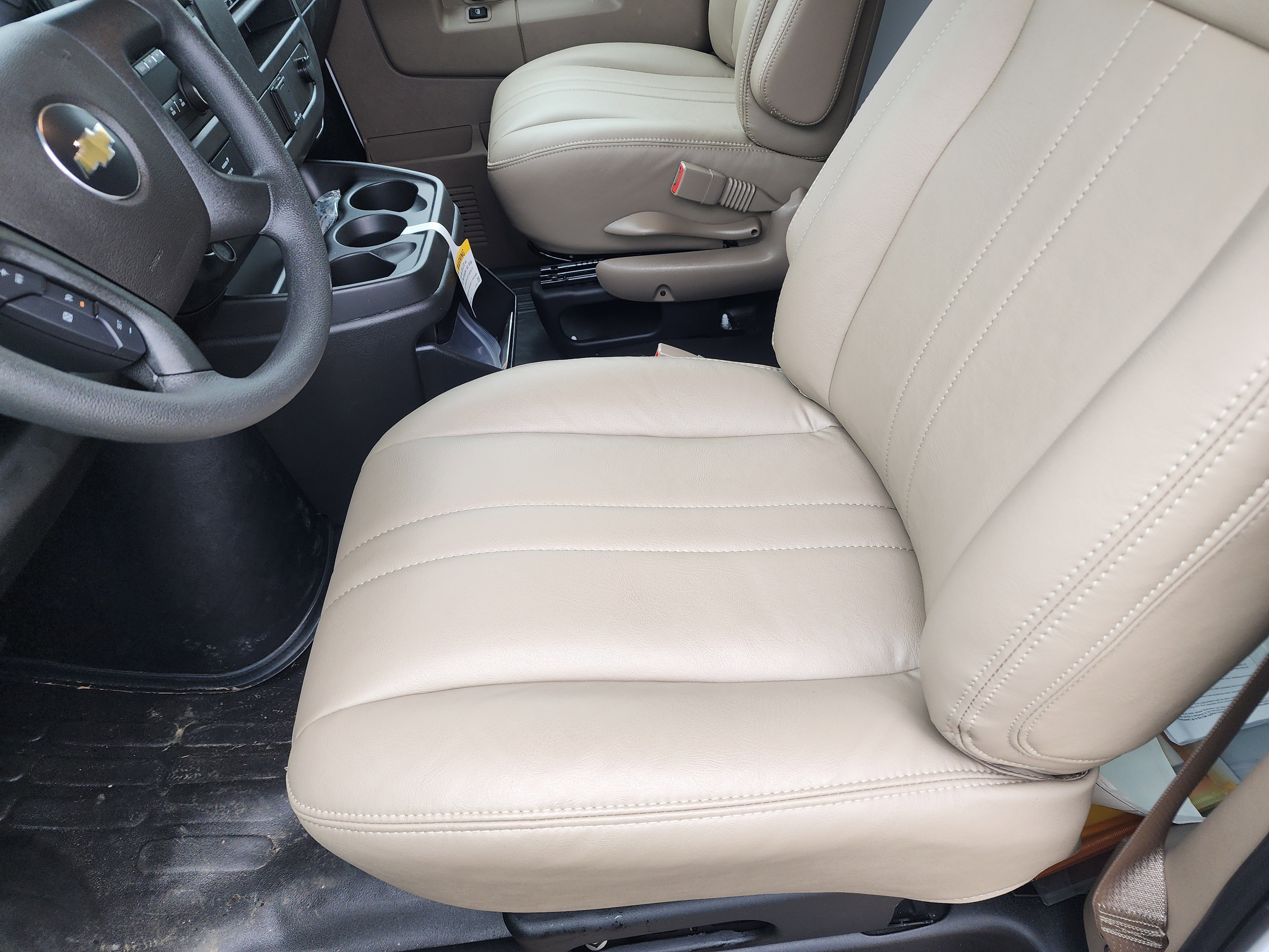 New 2025 Chevrolet Express 3500 w/ Power Convenience Package image 25