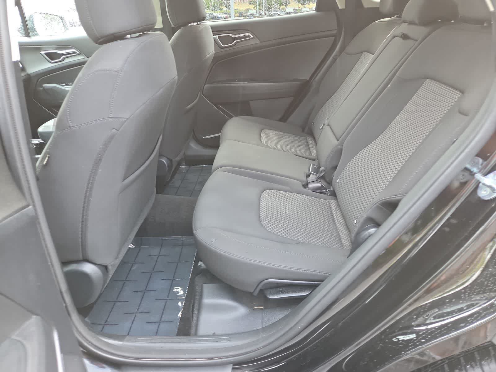 Used 2023 Kia Sportage LX AWD/4WD image 21