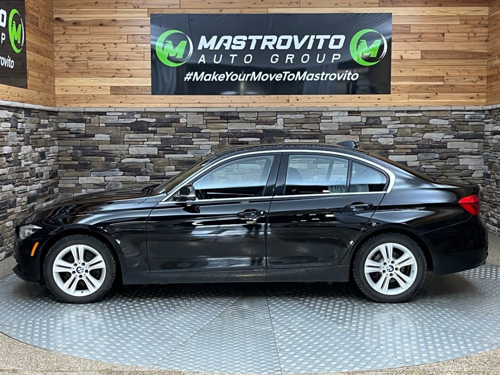 Used 2018 BMW 330i xDrive Sedan AWD/4WD image 6
