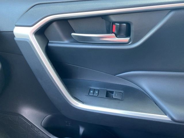 Used 2023 Toyota RAV4 XLE w/ Convenience Package FWD image 28