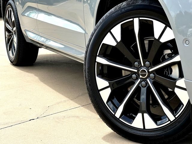 Used 2026 Volvo XC60 B5 Plus w/ Protection Package Premier AWD/4WD image 6
