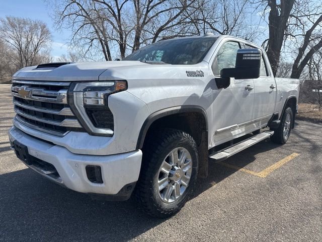 Used 2024 Chevrolet Silverado 2500 High Country w/ High Country Premium Package image 8