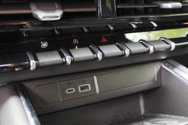 Used 2025 GMC Canyon AT4 AWD/4WD image 20