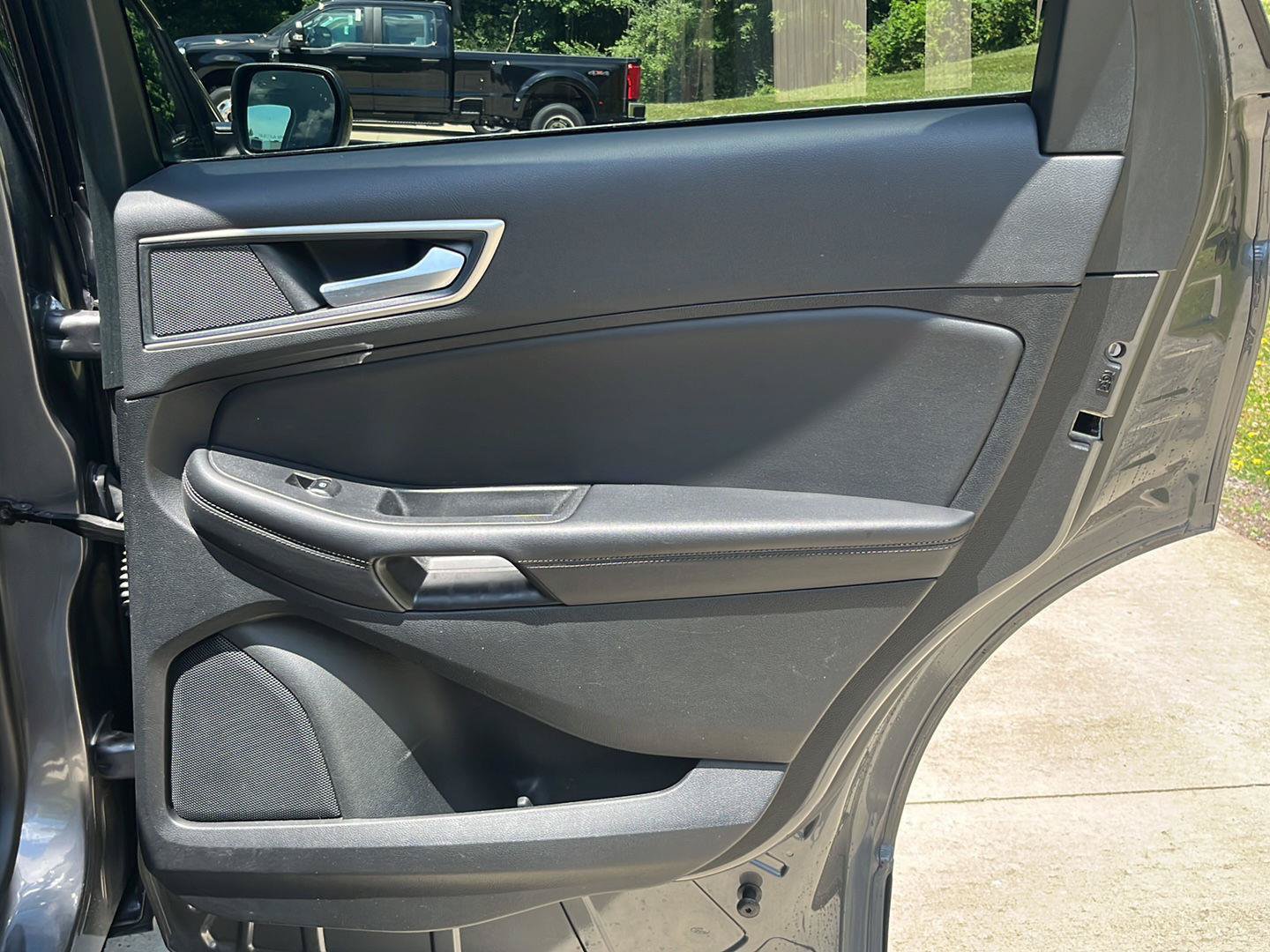 Certified 2024 Ford Edge SEL w/ Convenience Package AWD/4WD image 28