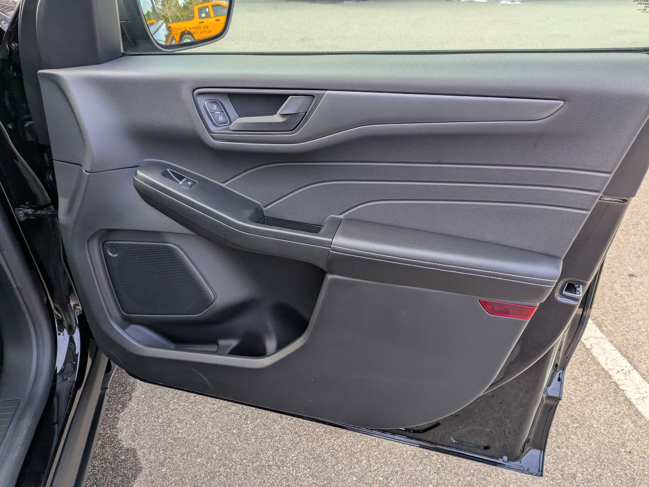 Certified 2025 Ford Escape Active image 39