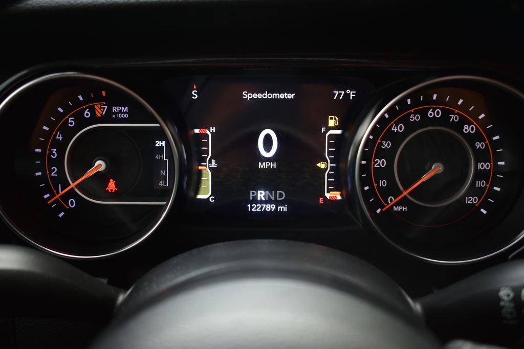 Used 2021 Jeep Wrangler Unlimited Sport AWD/4WD image 39