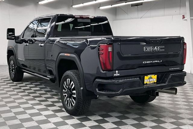 Used 2025 GMC Sierra 2500 Denali Ultimate w/ Max Trailering Package AWD/4WD image 3