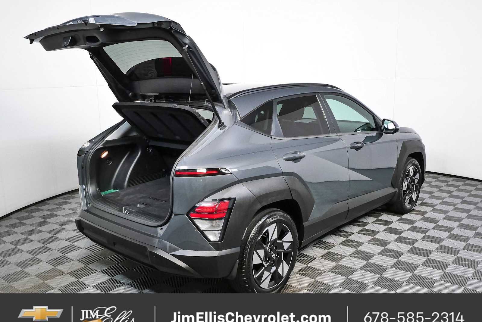 Used 2024 Hyundai Kona SEL FWD image 24