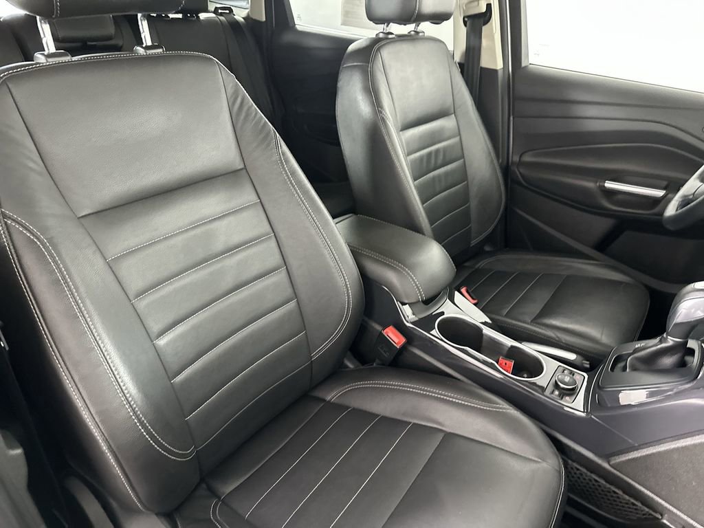 Used 2014 Ford Escape Titanium FWD image 27