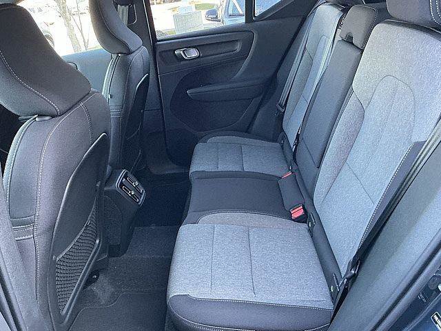 New 2026 Volvo XC40 B5 Core AWD/4WD image 13