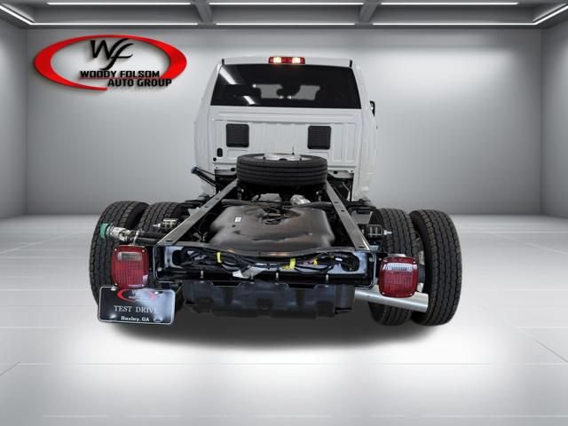 New 2026 RAM 5500 Tradesman w/ Chrome Appearance Group AWD/4WD image 9
