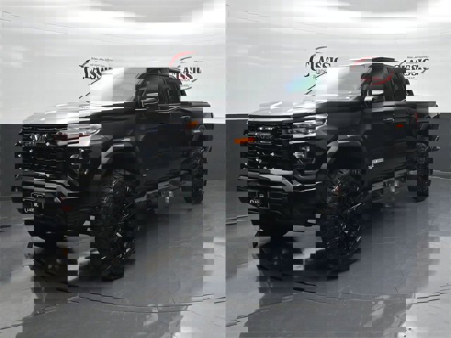 New 2026 GMC Canyon Elevation w/ Convenience Package image 3