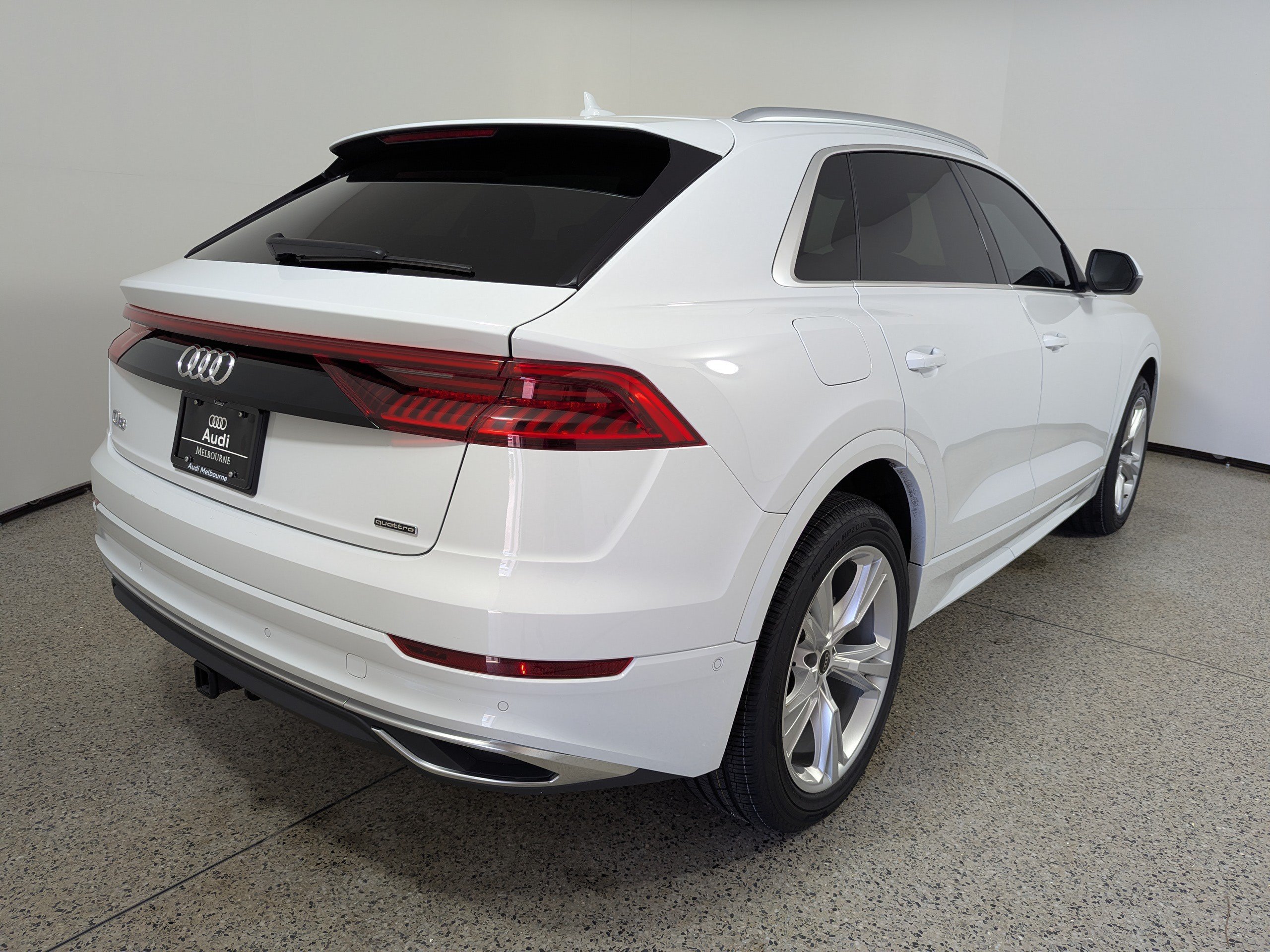 Used 2023 Audi Q8 Premium w/ Convenience Package AWD/4WD image 7