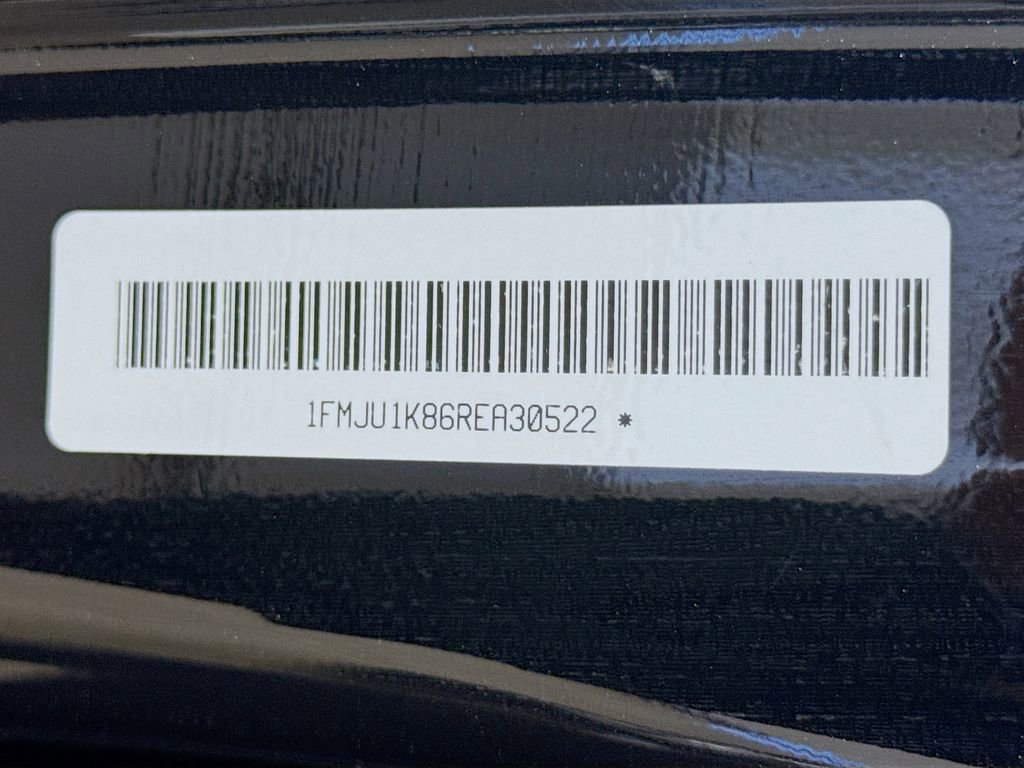 Used 2024 Ford Expedition Limited image 35