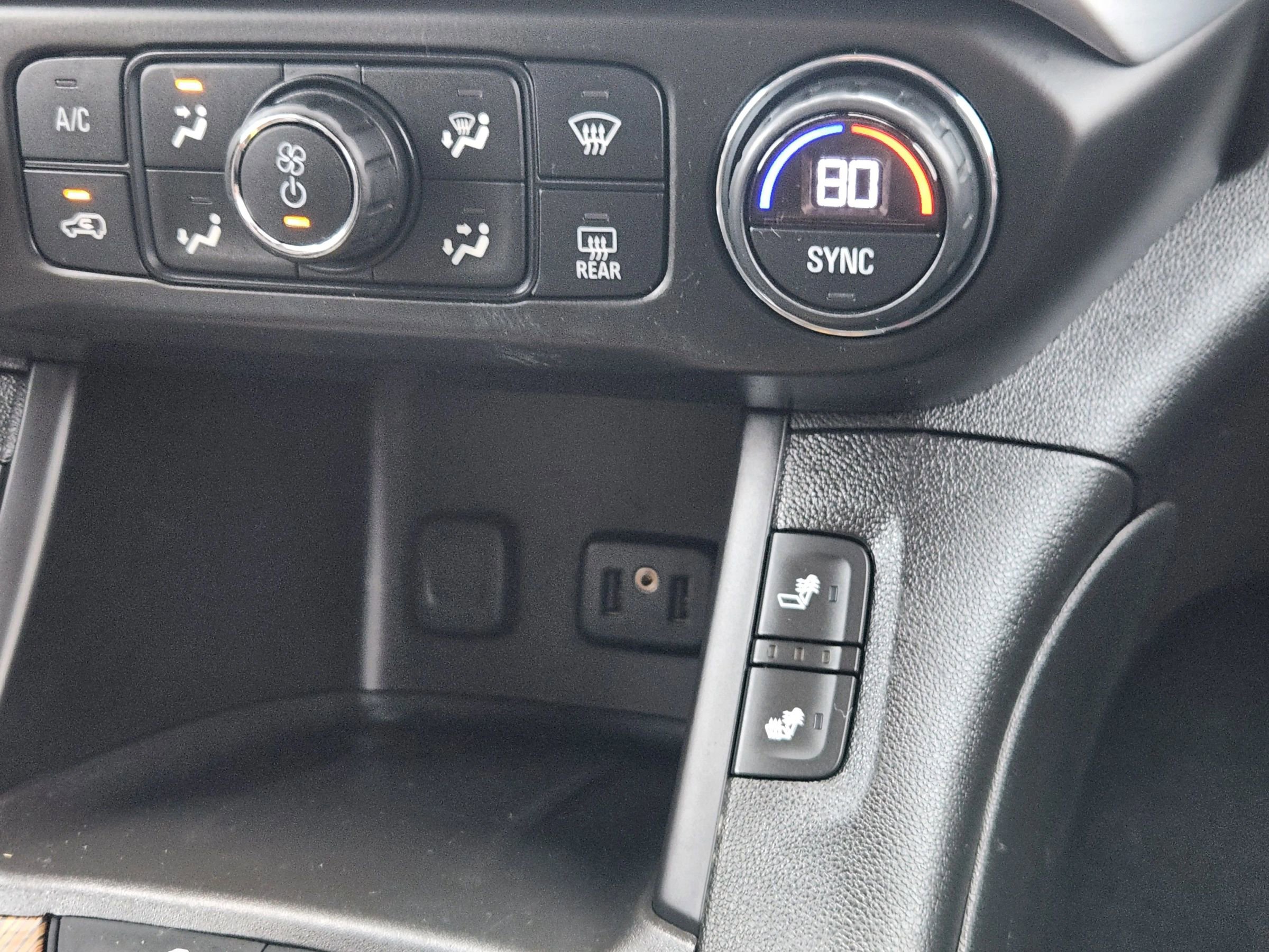 Used 2017 GMC Acadia SLE image 38