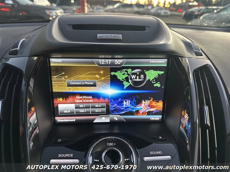 Used 2015 Ford Escape Titanium image 23