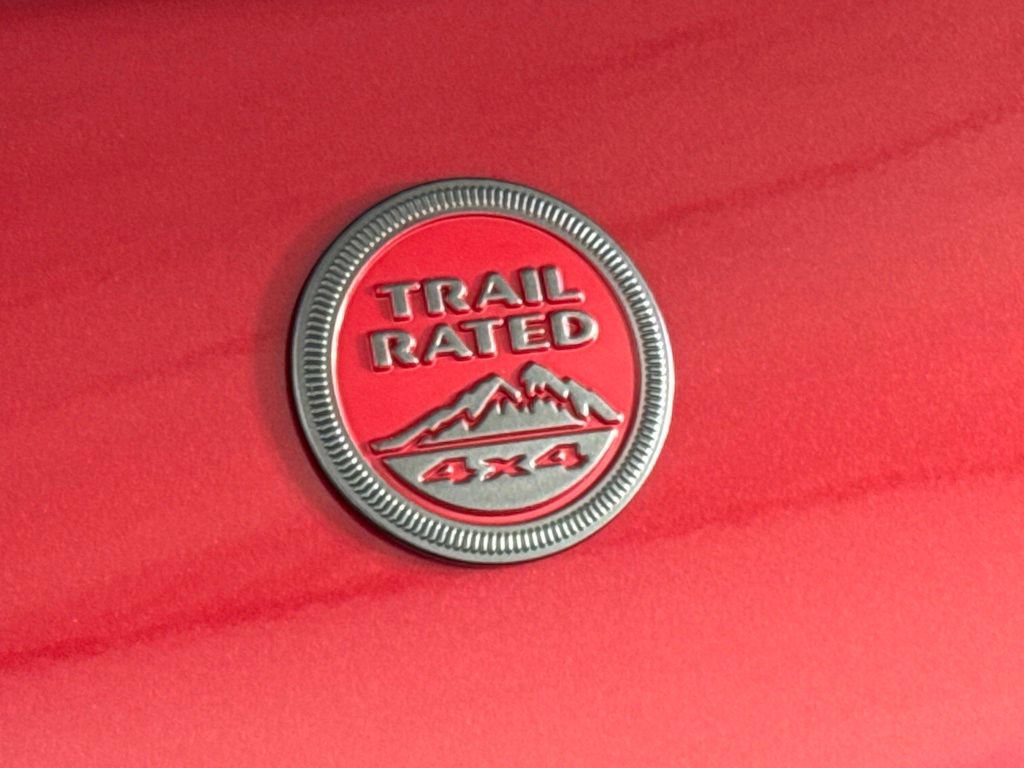 Certified 2025 Jeep Compass Trailhawk AWD/4WD image 45