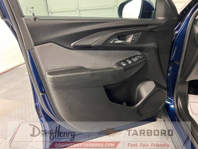 Used 2023 Chevrolet TrailBlazer LT FWD image 28