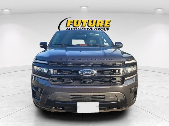 Used 2023 Ford Expedition Max Limited AWD/4WD image 2
