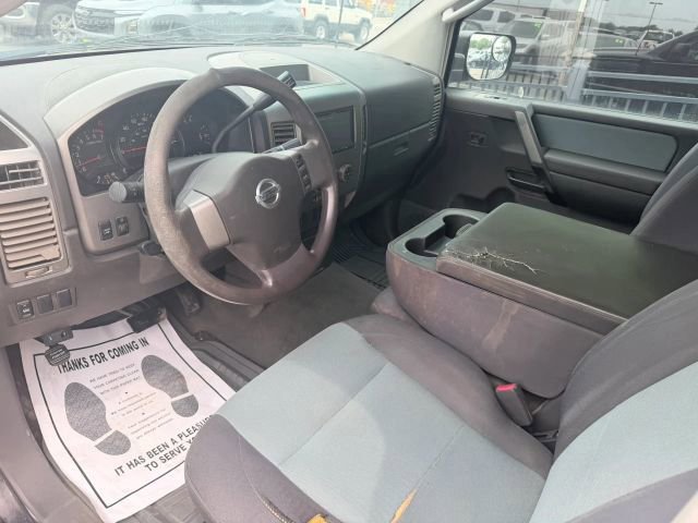 Used 2005 Nissan Titan XE AWD/4WD image 7