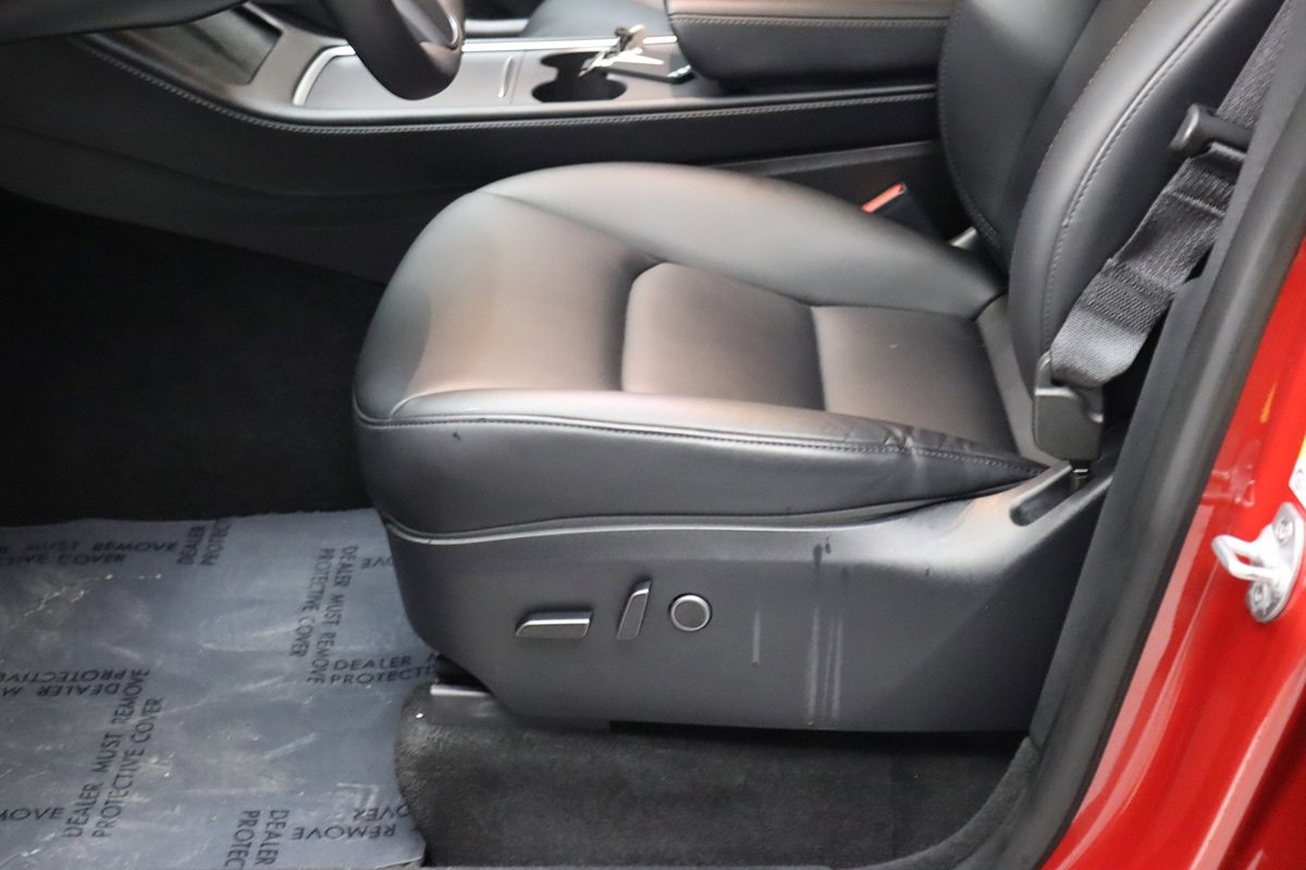 Used 2023 Tesla Model Y Long Range image 54
