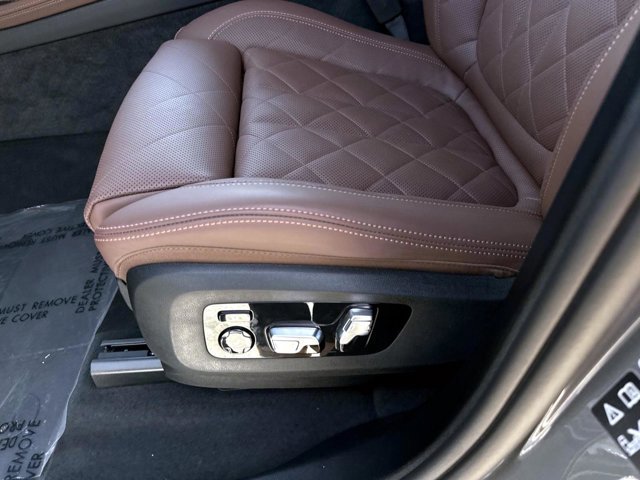 Certified 2026 BMW X7 xDrive40i AWD/4WD image 21