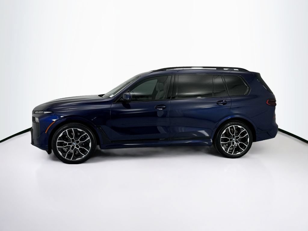 Certified 2026 BMW X7 xDrive40i w/ M Sport Package AWD/4WD image 8