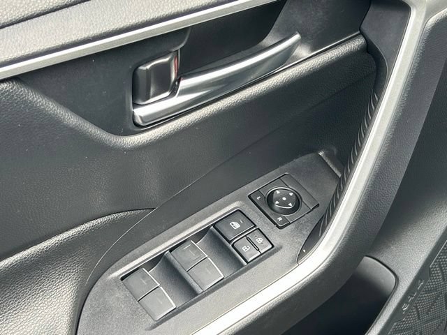 Used 2023 Toyota RAV4 SE w/ Weather & Moonroof Package AWD/4WD image 33