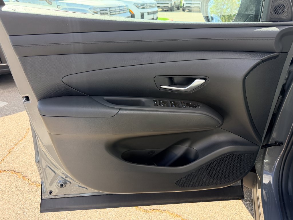 New 2026 Hyundai Santa Cruz SE AWD/4WD image 17