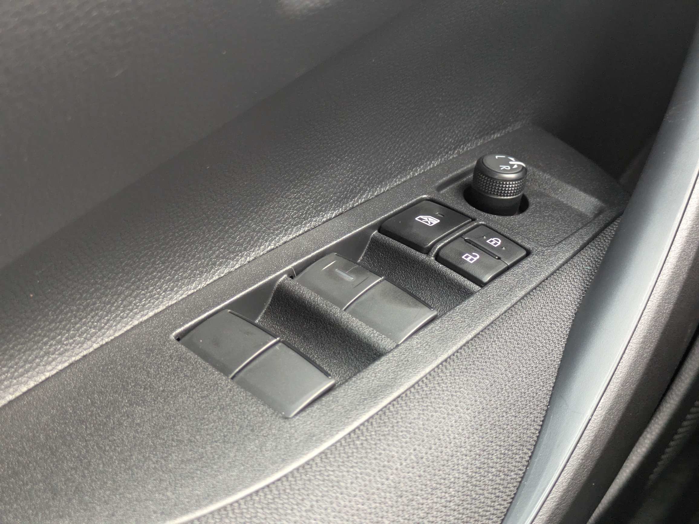 New 2027 Toyota Corolla LE FWD image 24