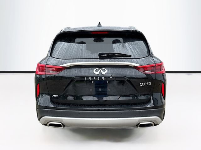 Used 2019 INFINITI QX50 Essential w/ Premium Heat Package image 7