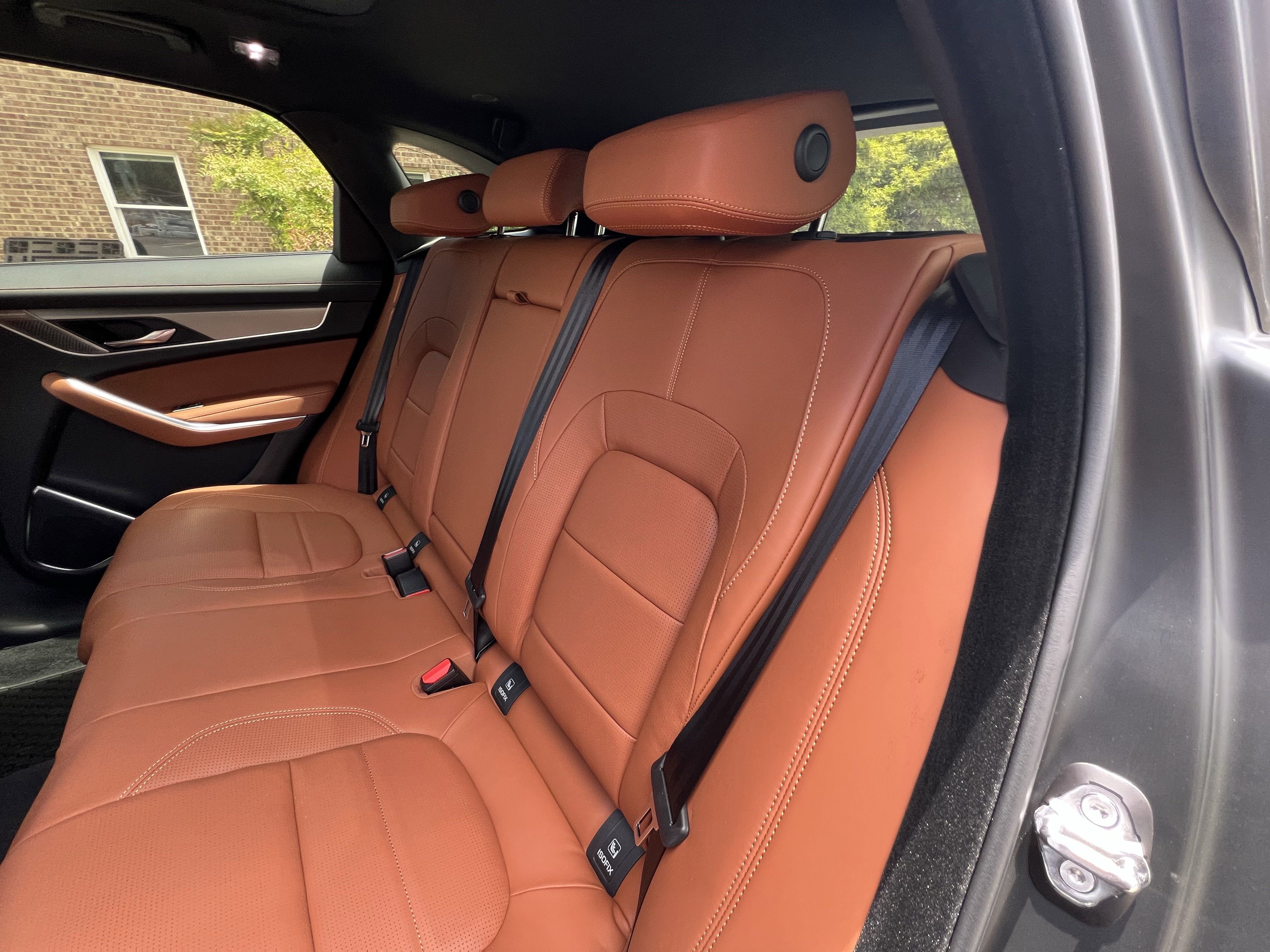 New 2026 Jaguar F-PACE R-Dynamic S image 21