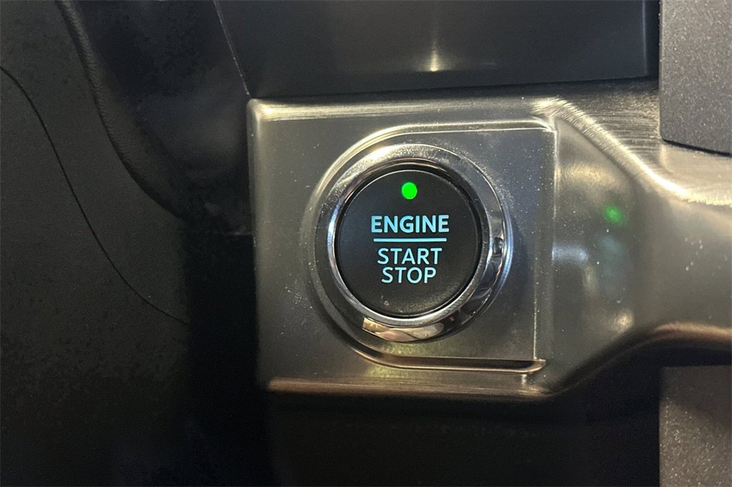 Used 2023 Ford F150 Lariat w/ Trailer Tow Package image 24