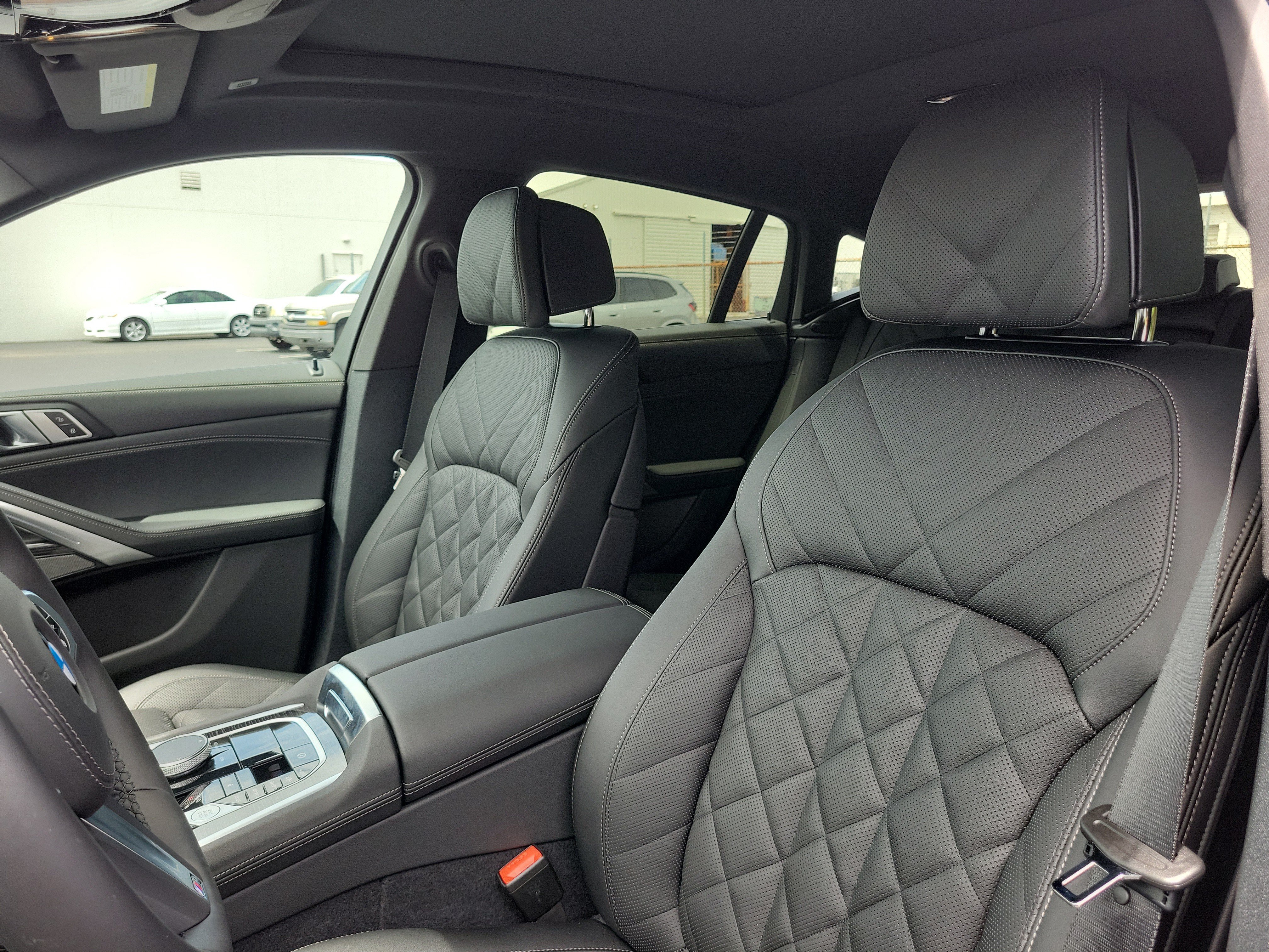 New 2027 BMW X6 xDrive40i AWD/4WD image 17
