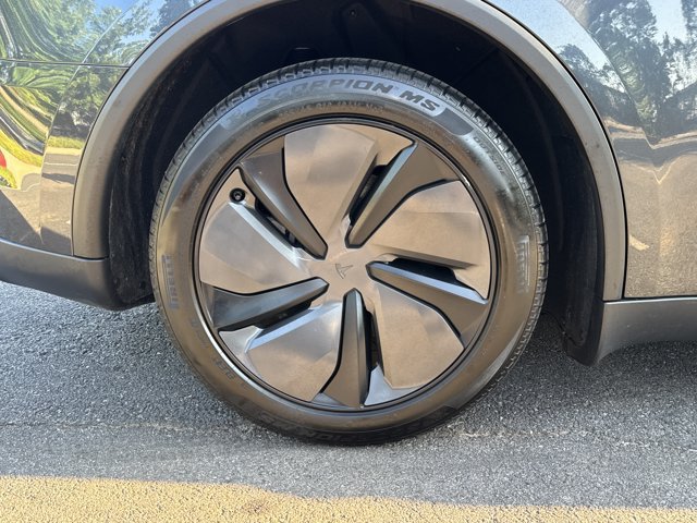 Used 2026 Tesla Model Y 2WD image 20