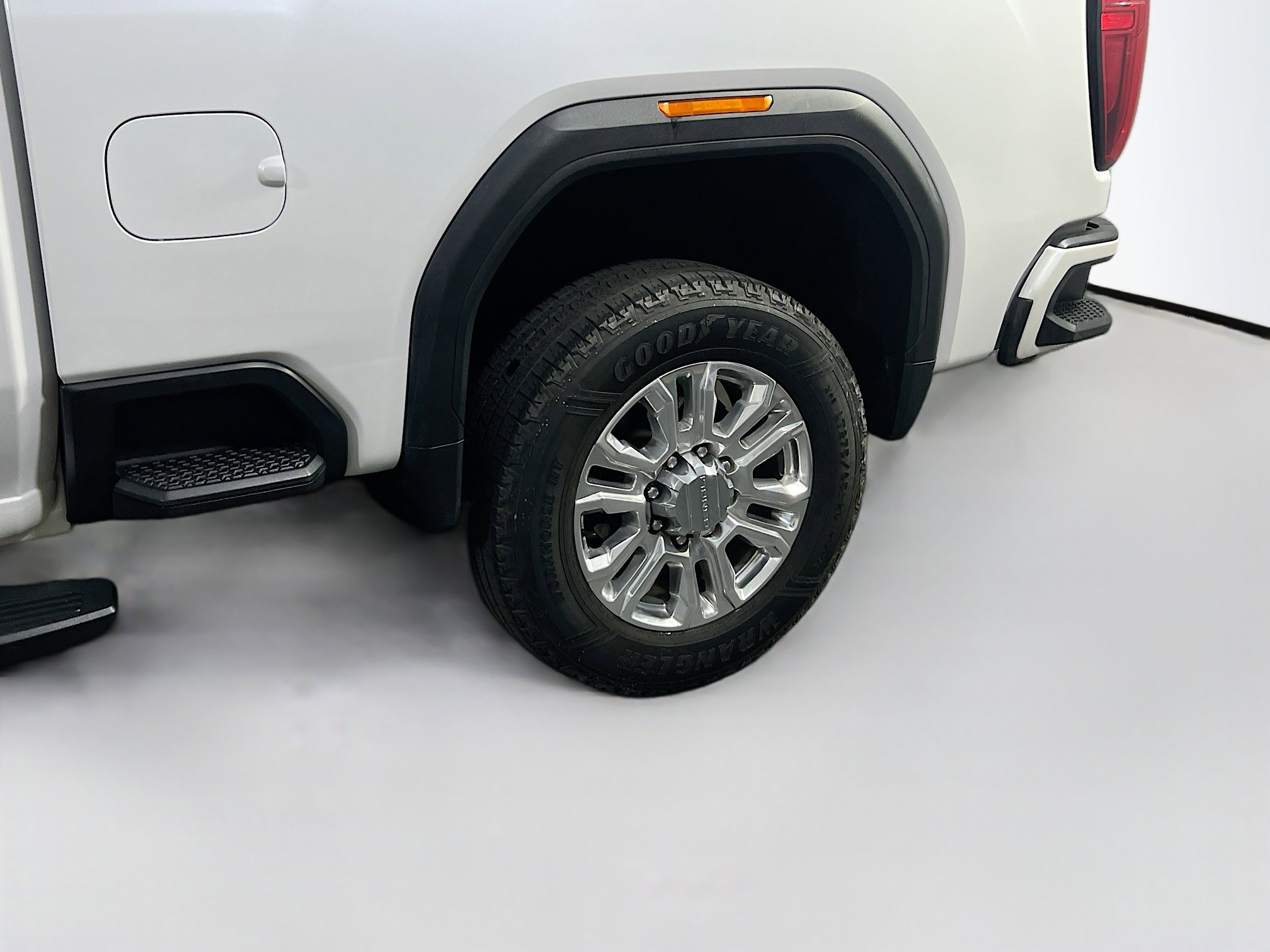 Used 2022 GMC Sierra 2500 Denali w/ Denali Ultimate Package image 31