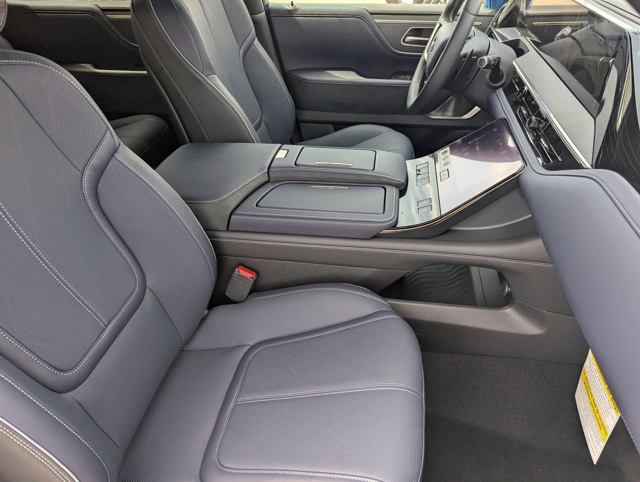 New 2027 INFINITI QX80 Sensory w/ Sport Exterior Package AWD/4WD image 29