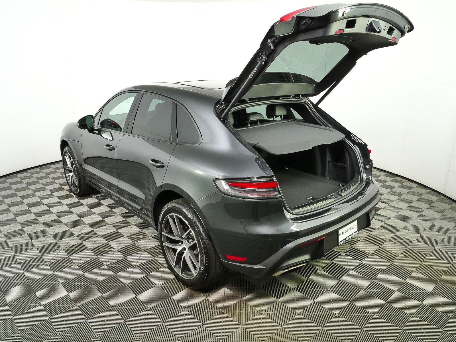 New 2026 Porsche Macan Turbo AWD/4WD image 29
