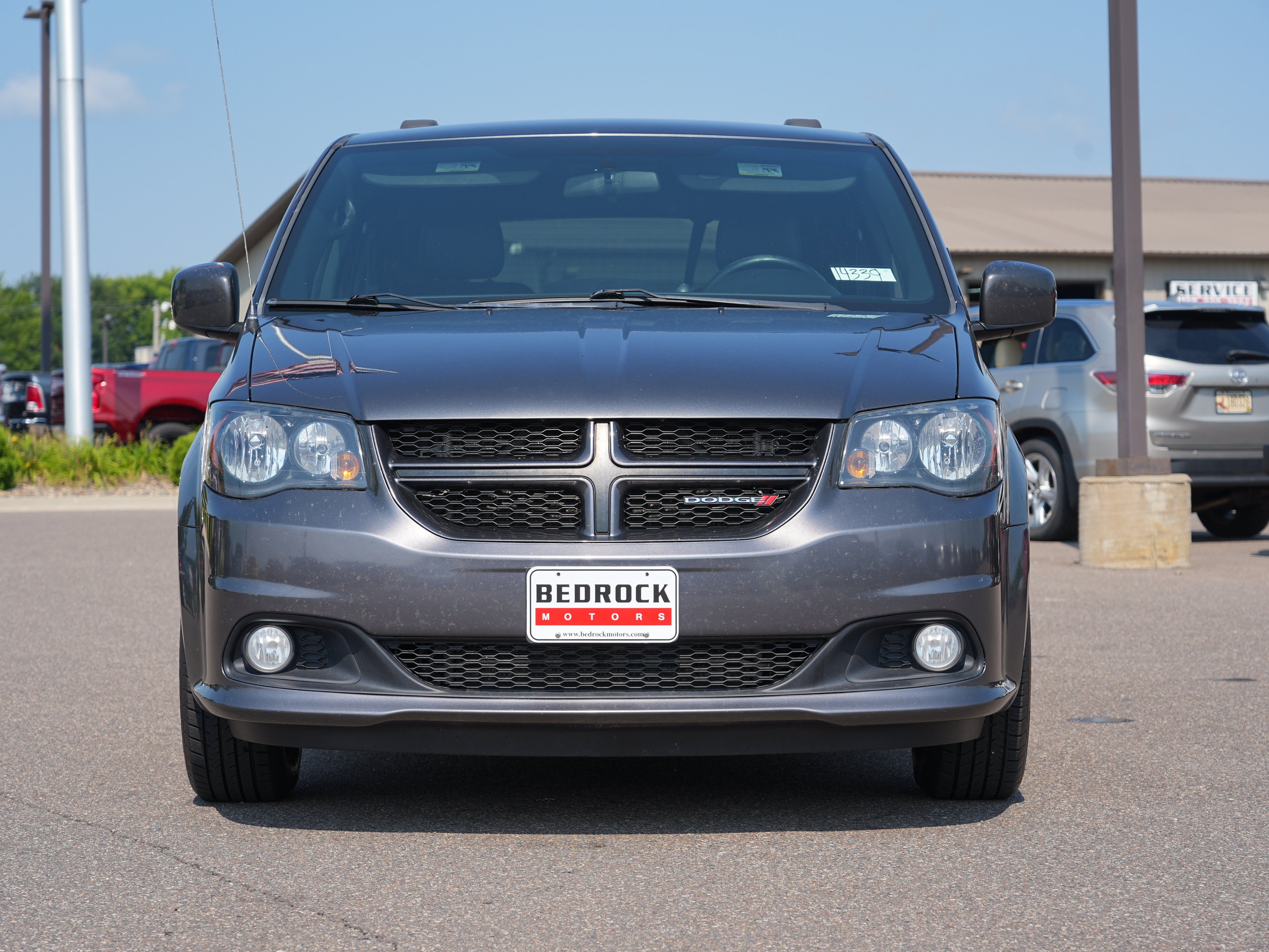 Used 2016 Dodge Grand Caravan R/T FWD image 8