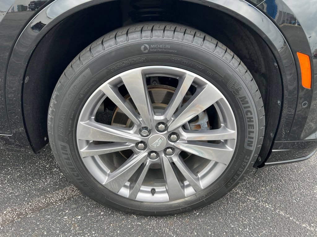 Used 2024 Cadillac XT6 Premium Luxury w/ Technology Package AWD/4WD image 43