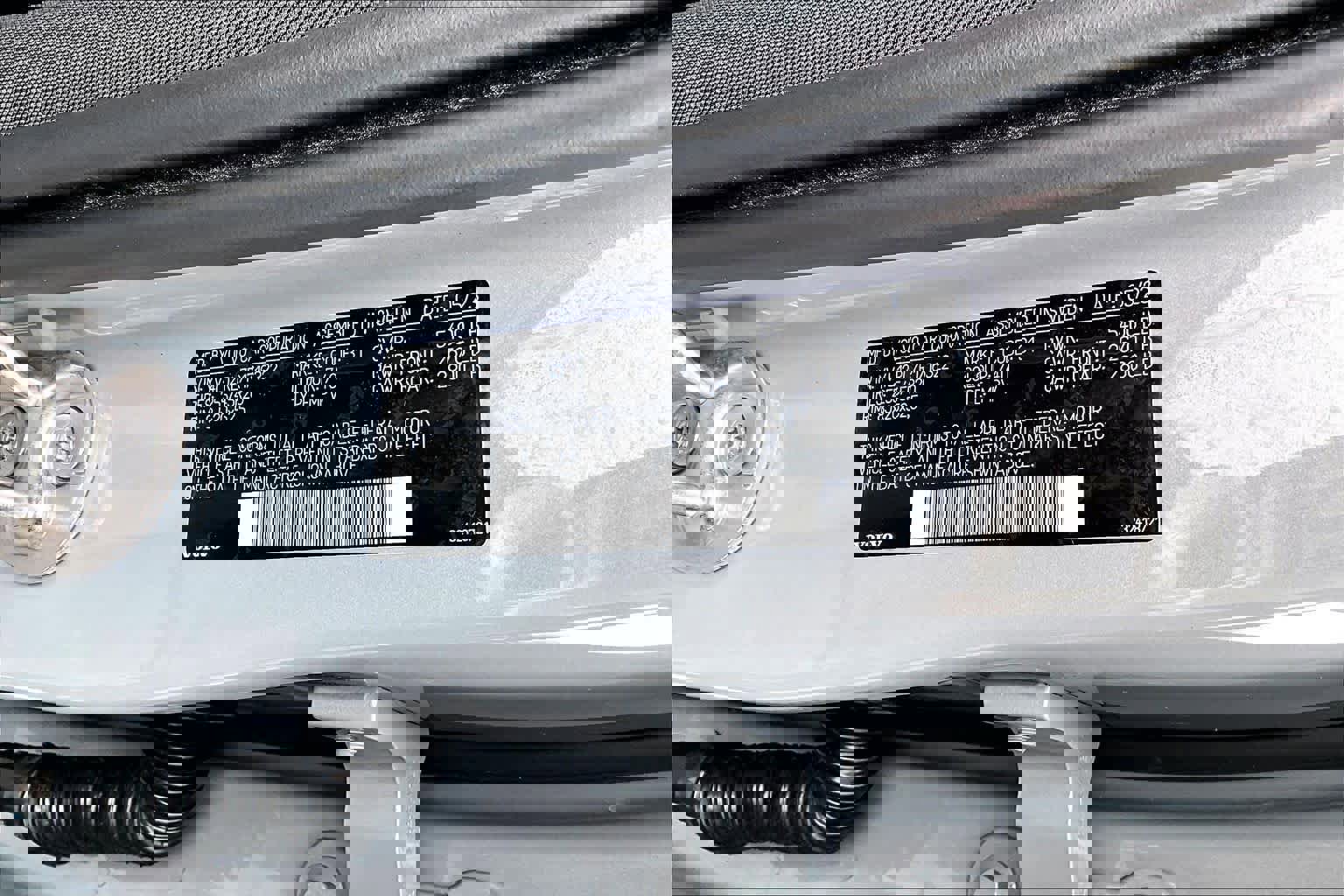 Certified 2024 Volvo XC60 B5 Plus w/ Protection Package Premier image 32