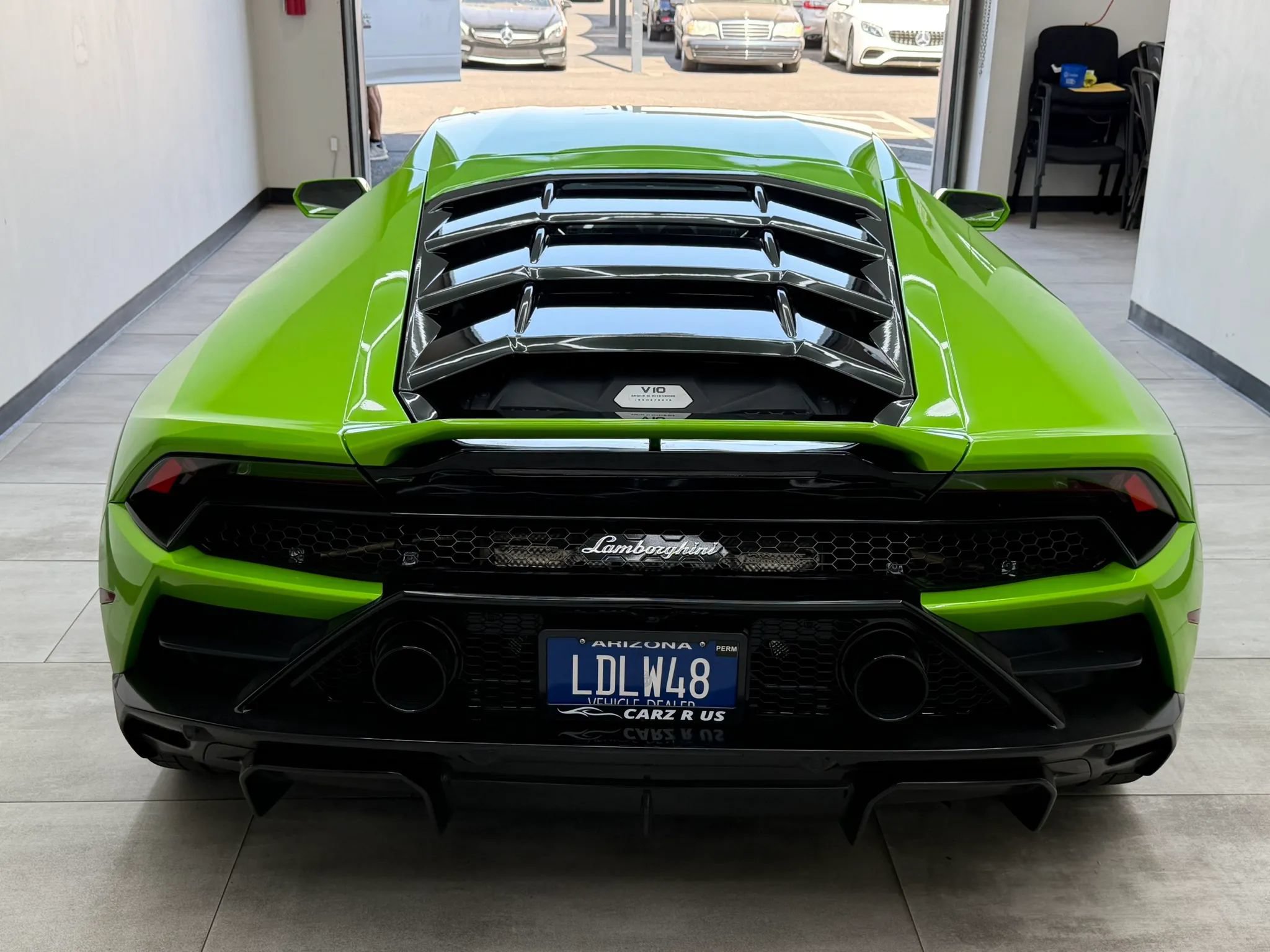 Used 2022 Lamborghini Huracan EVO RWD image 7
