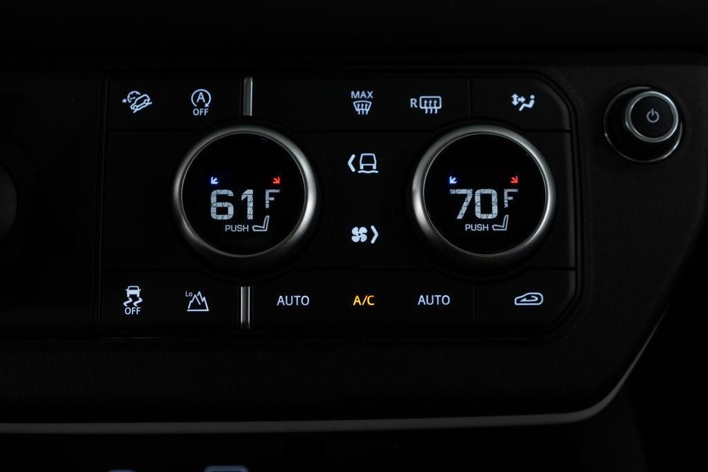 Used 2024 Land Rover Defender 110 S AWD/4WD image 19