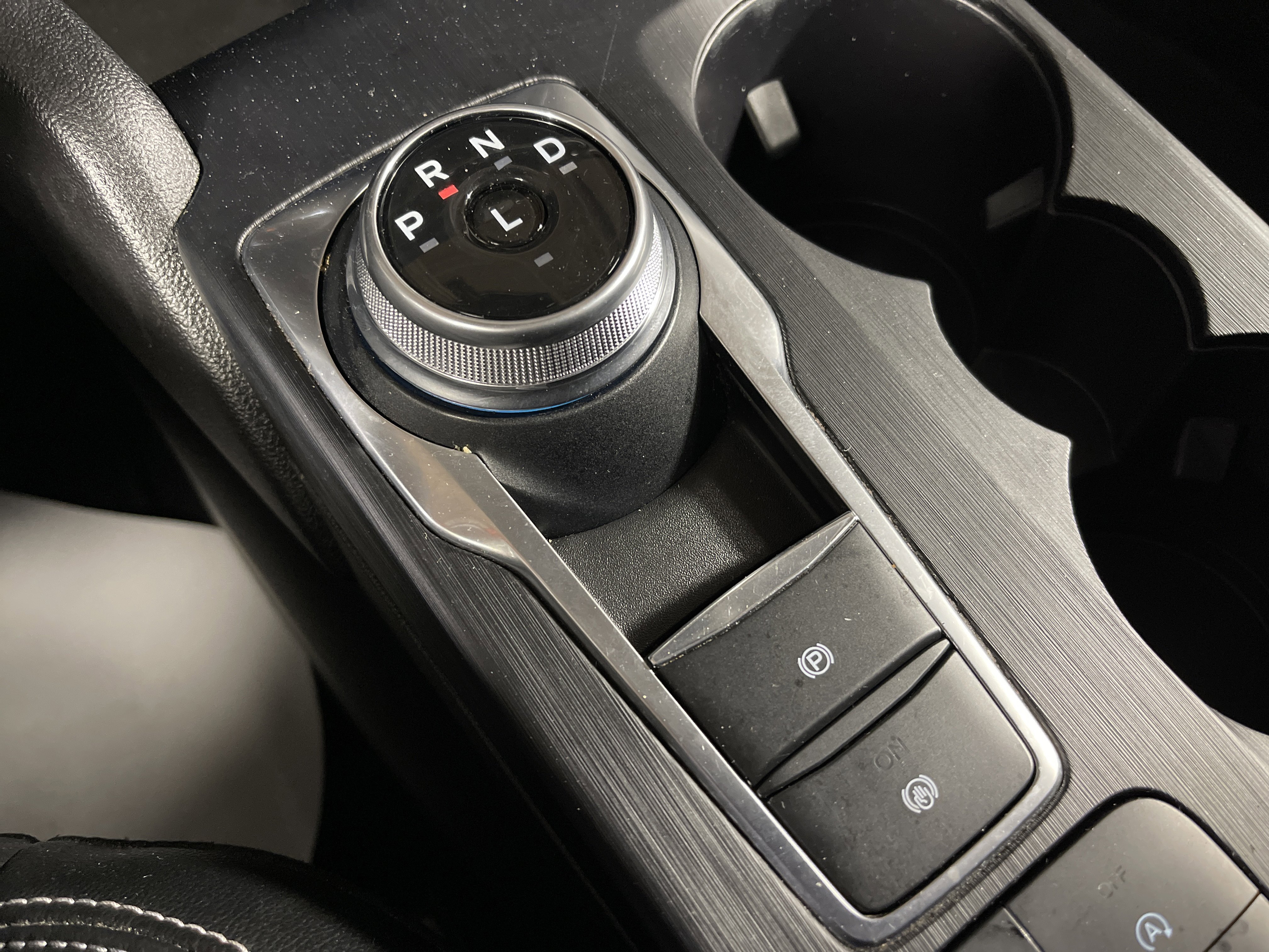 Used 2022 Ford Escape SEL image 25